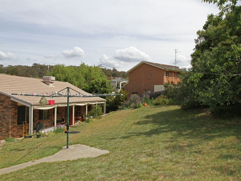 14 Temora Place, Karabar NSW 2620