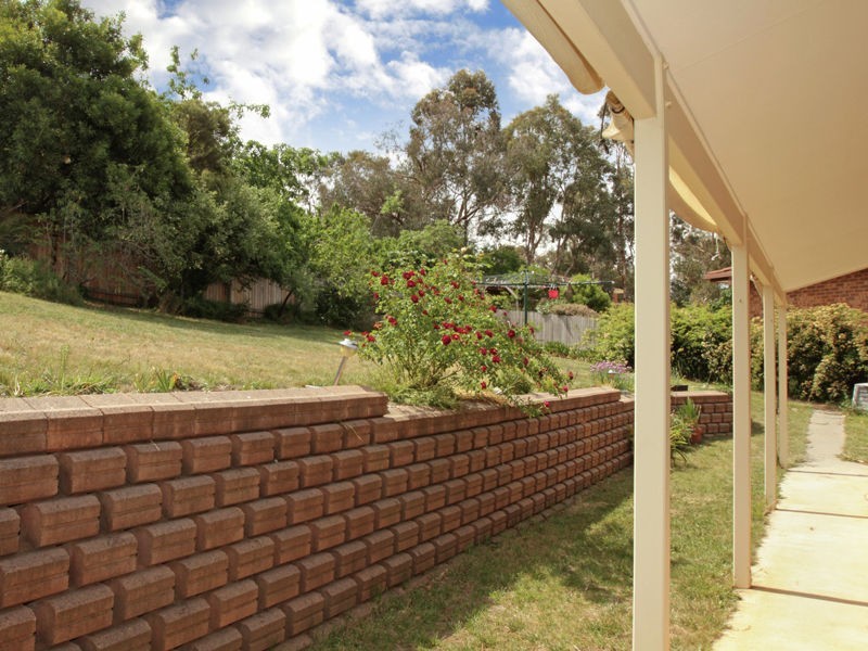 14 Temora Place, Karabar NSW 2620