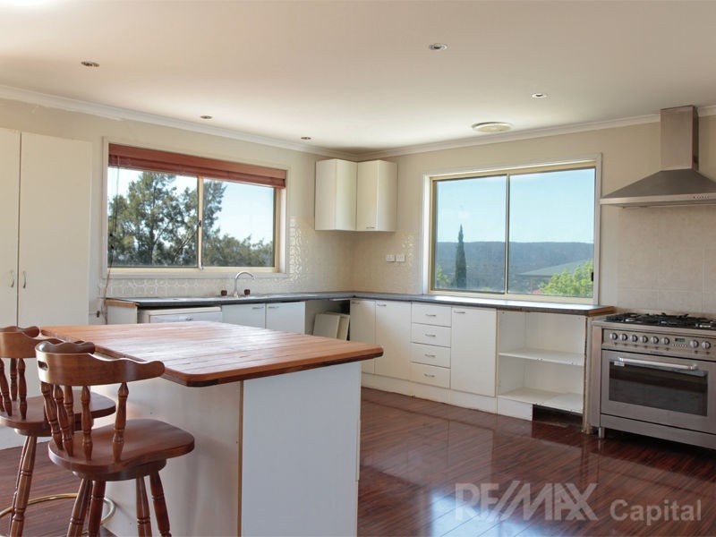 105 Candlebark Road, Karabar NSW 2620