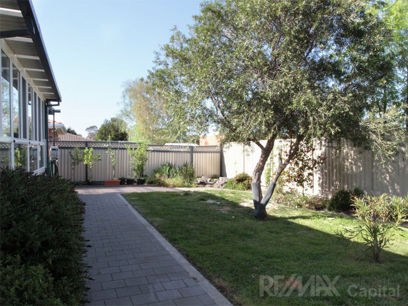 15 Marril Street, Queanbeyan West NSW 2620