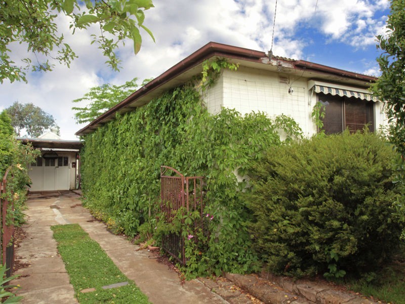 58 Ross Road, Queanbeyan NSW 2620