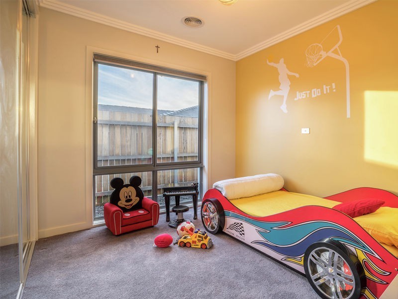 10 Wallabalooa Street, Ngunnawal ACT 2913