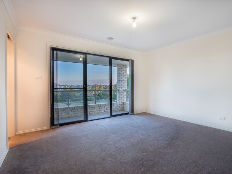 41 Oodgeroo Avenue, Franklin ACT 2913