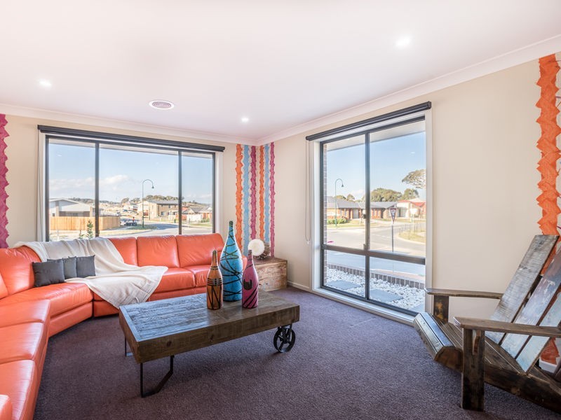 213 Jabanungga Avenue, Ngunnawal ACT 2913