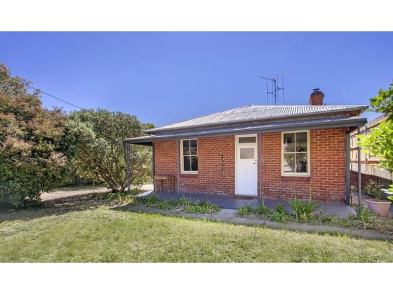 30 Broughton Place, Queanbeyan NSW 2620