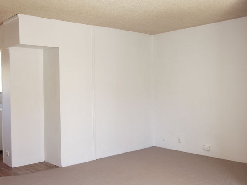 2/104 Henderson Road, Queanbeyan NSW 2620