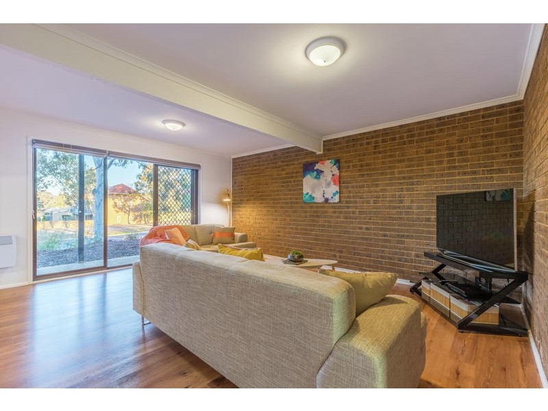 13/8 Walhallow Street, Hawker ACT 2614