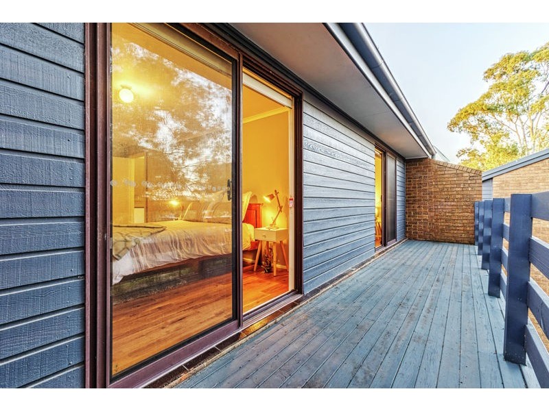 13/8 Walhallow Street, Hawker ACT 2614