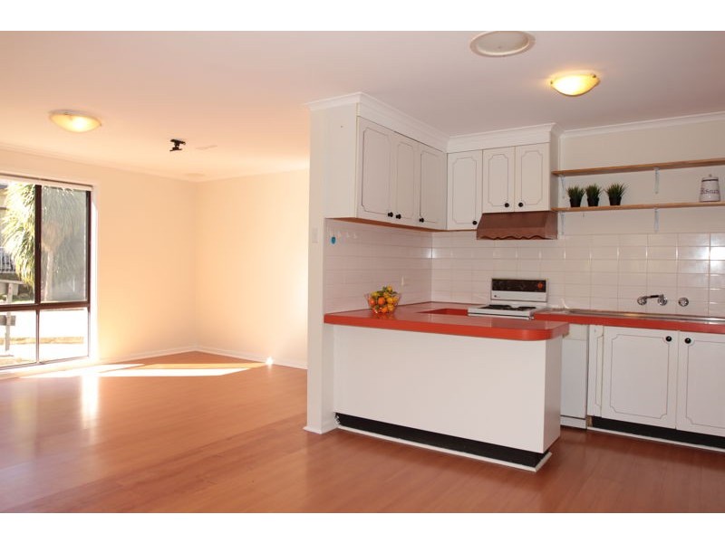 9/43-45 Booth Street, Queanbeyan NSW 2620
