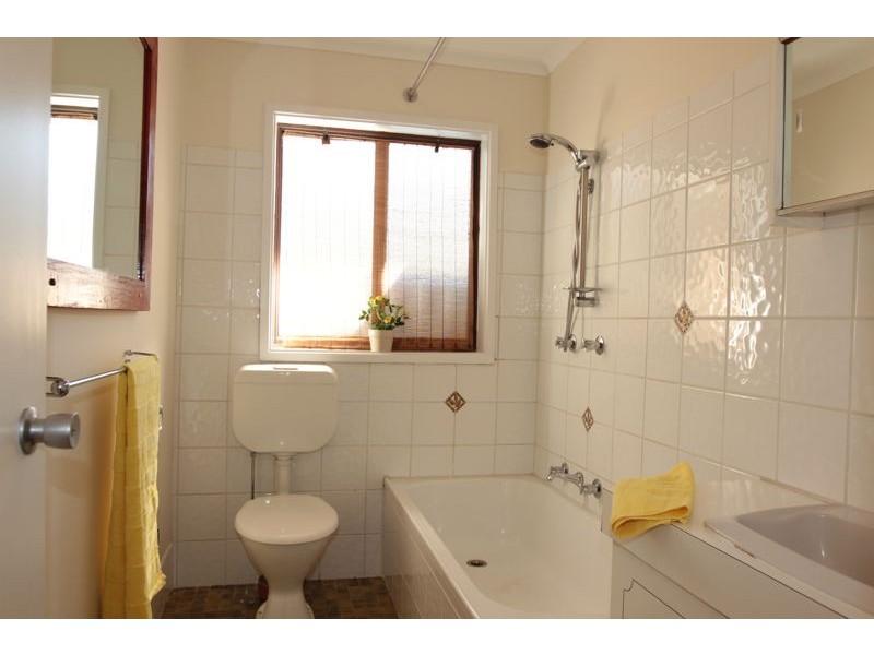 9/43-45 Booth Street, Queanbeyan NSW 2620