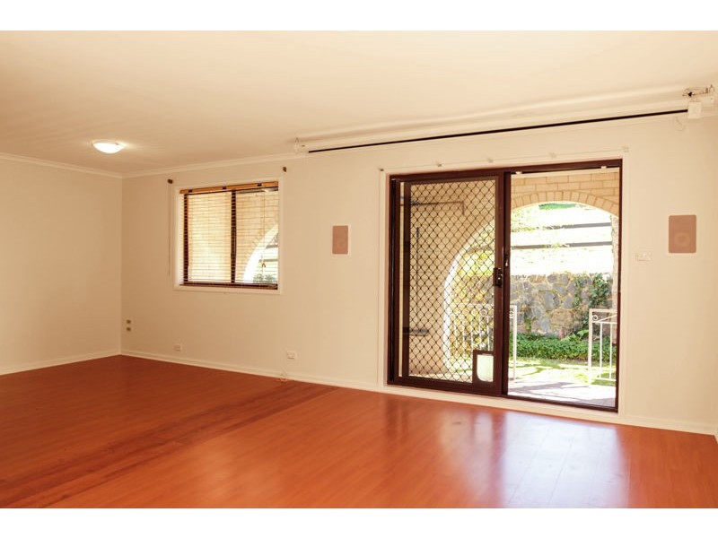 9/43-45 Booth Street, Queanbeyan NSW 2620