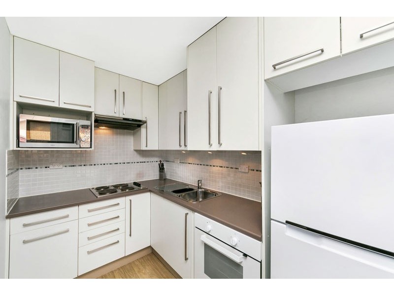 1/5 Adams Street, Queanbeyan West NSW 2620