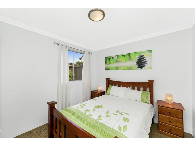 1/5 Adams Street, Queanbeyan West NSW 2620
