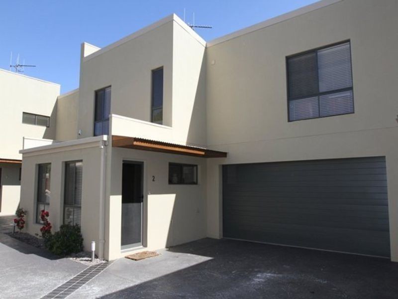 2/13 Gerald Street, Queanbeyan NSW 2620