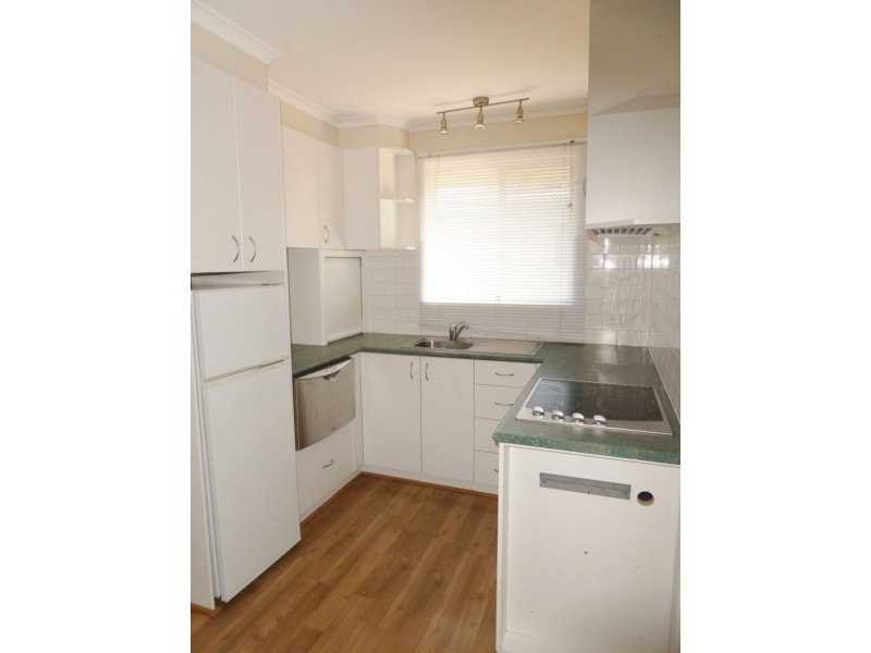 17/17 Campbell Street, Queanbeyan NSW 2620