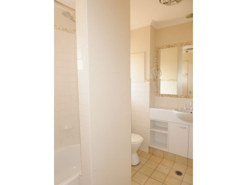 17/17 Campbell Street, Queanbeyan NSW 2620