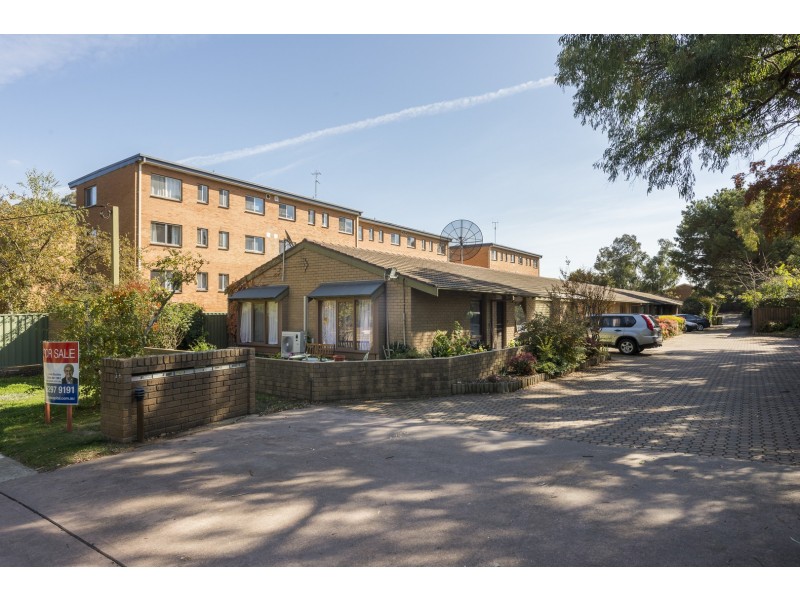 5/24 Booth Street, Queanbeyan NSW 2620