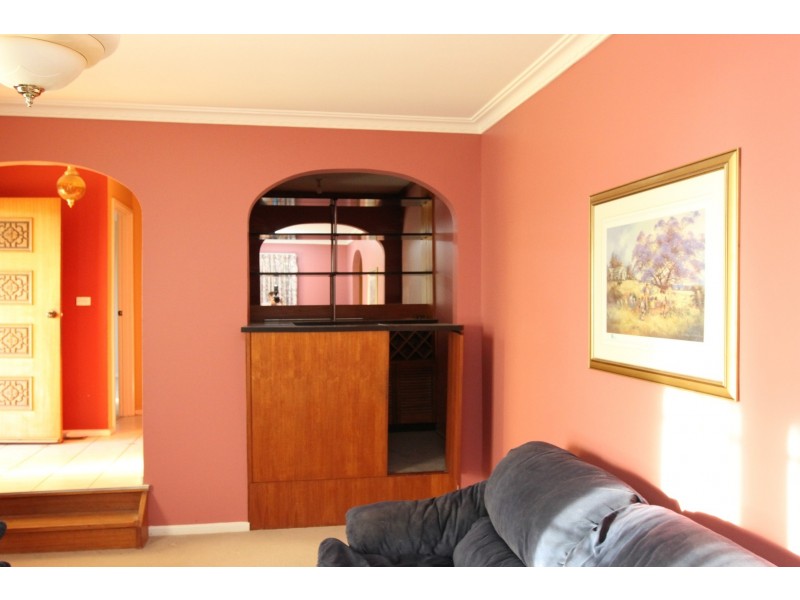 43 Cameron Road, Queanbeyan NSW 2620