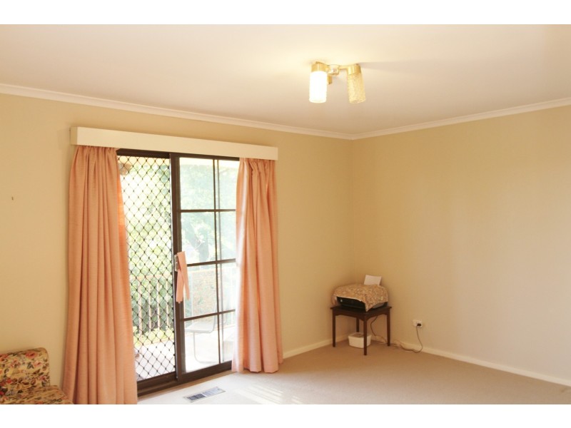 43 Cameron Road, Queanbeyan NSW 2620