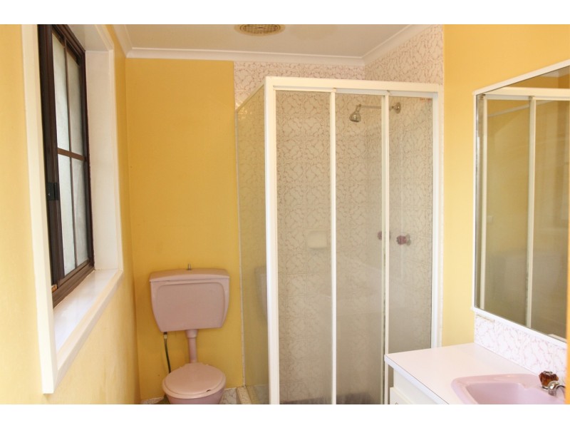 43 Cameron Road, Queanbeyan NSW 2620