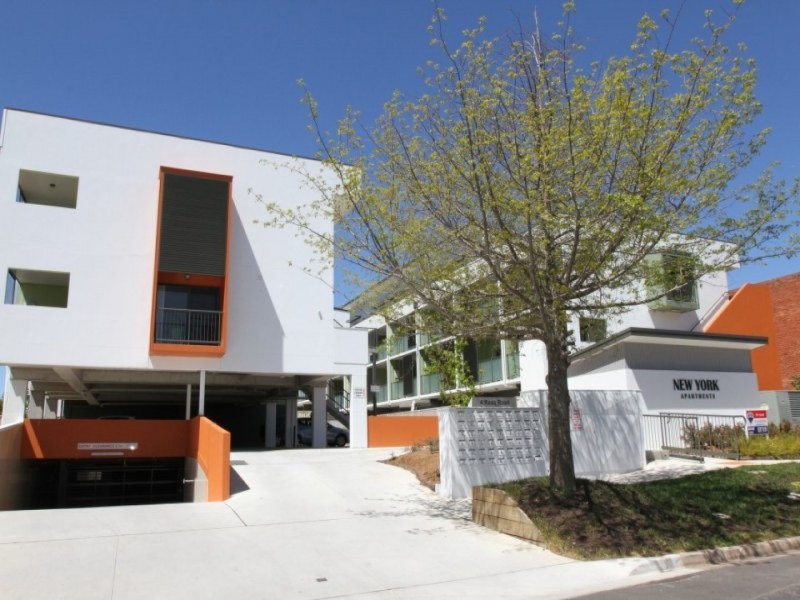 13/4 Ross Road, Queanbeyan NSW 2620