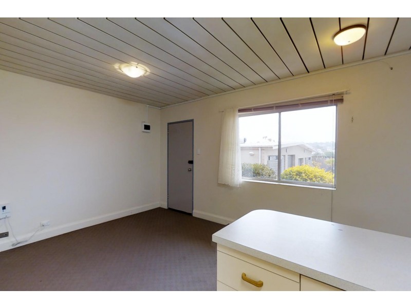 4/20 Charles Street, Queanbeyan NSW 2620