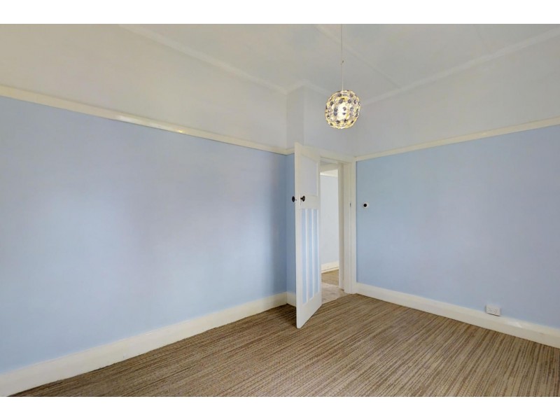 36 Cooma Street, Queanbeyan NSW 2620