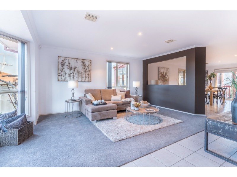 12 Colleano Street, Ngunnawal ACT 2913