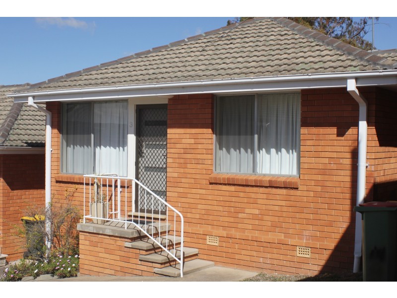 3/12 Atholbar Way, Karabar NSW 2620