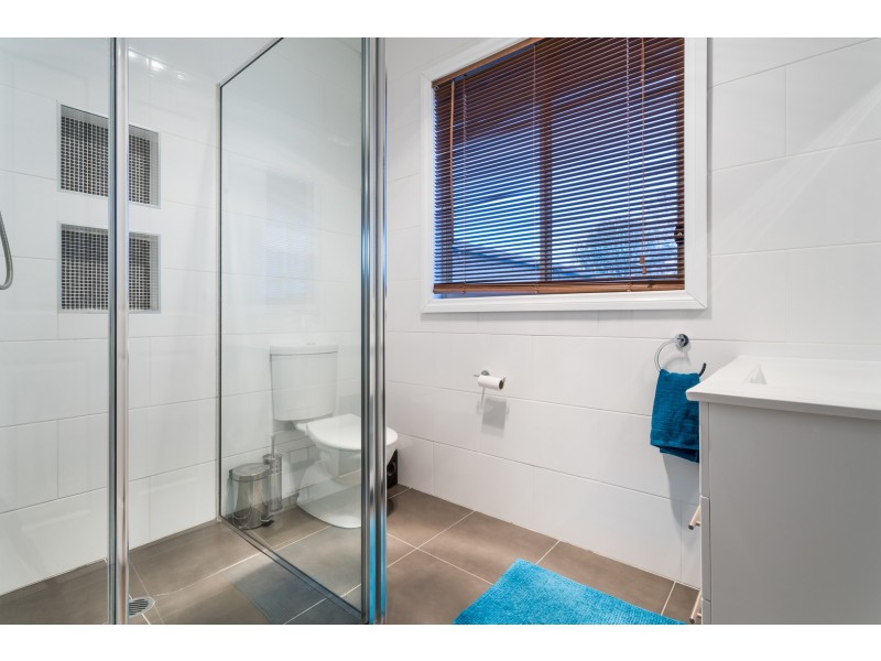 64 Ross Road, Queanbeyan NSW 2620