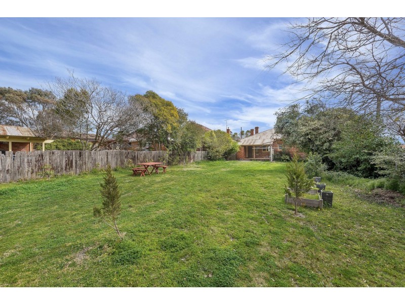 36 Cooma Street, Queanbeyan NSW 2620