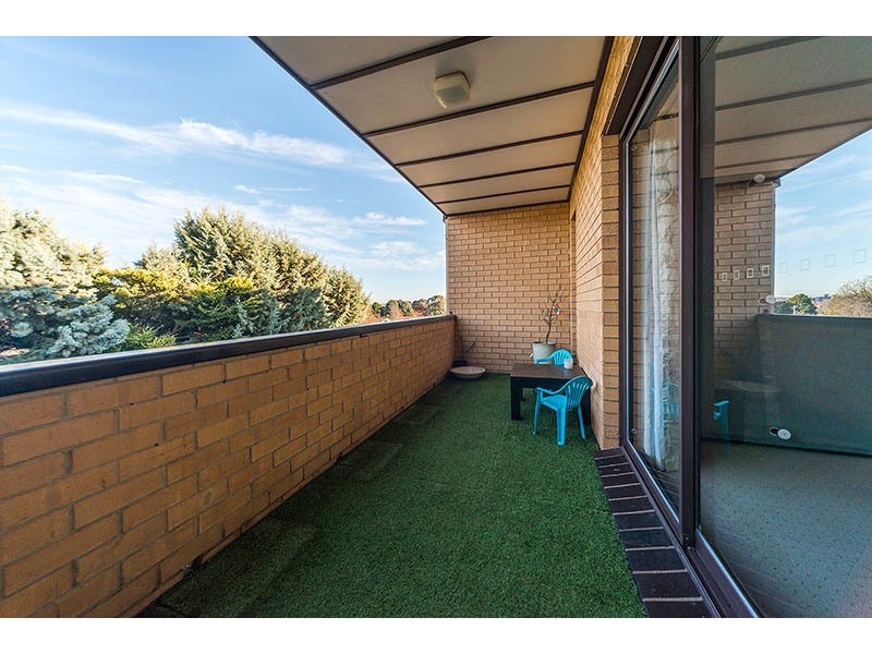 2/27 Mowatt Street, Queanbeyan NSW 2620