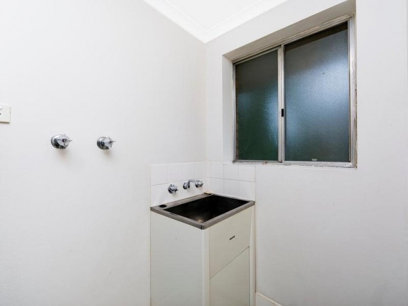 18/15 Crest Road, Queanbeyan NSW 2620