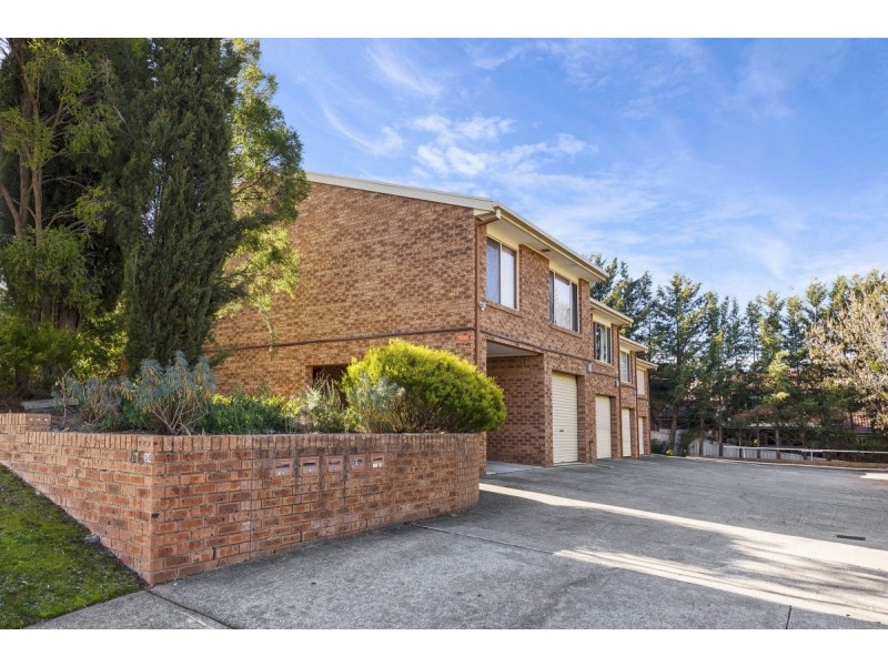 2/56 Molonglo Street, Queanbeyan NSW 2620