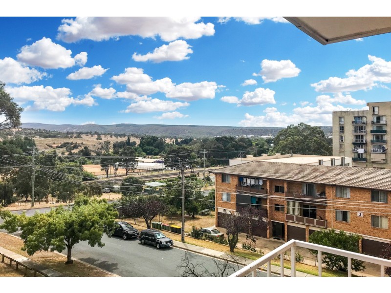 3/9 Crest Road, Queanbeyan NSW 2620