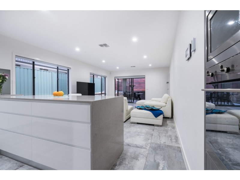 2 Wallabalooa Street, Ngunnawal ACT 2913