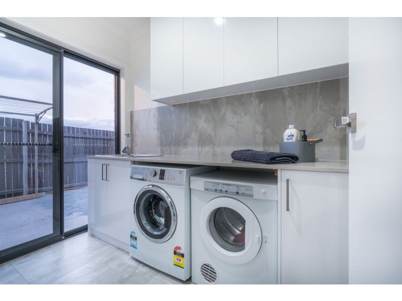 2 Wallabalooa Street, Ngunnawal ACT 2913