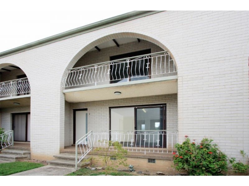 3/47 Booth Street, Queanbeyan NSW 2620