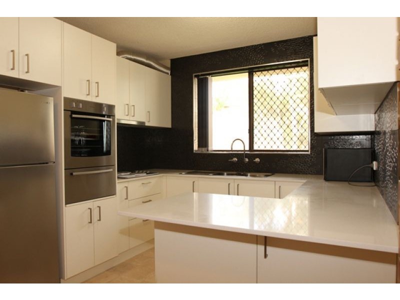 13/12 King Street, Queanbeyan NSW 2620