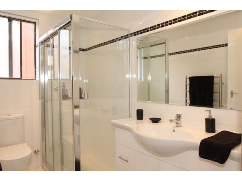 13/12 King Street, Queanbeyan NSW 2620