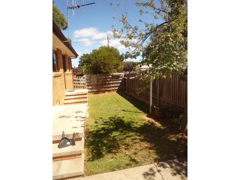 1/15 Morton Street, Queanbeyan NSW 2620