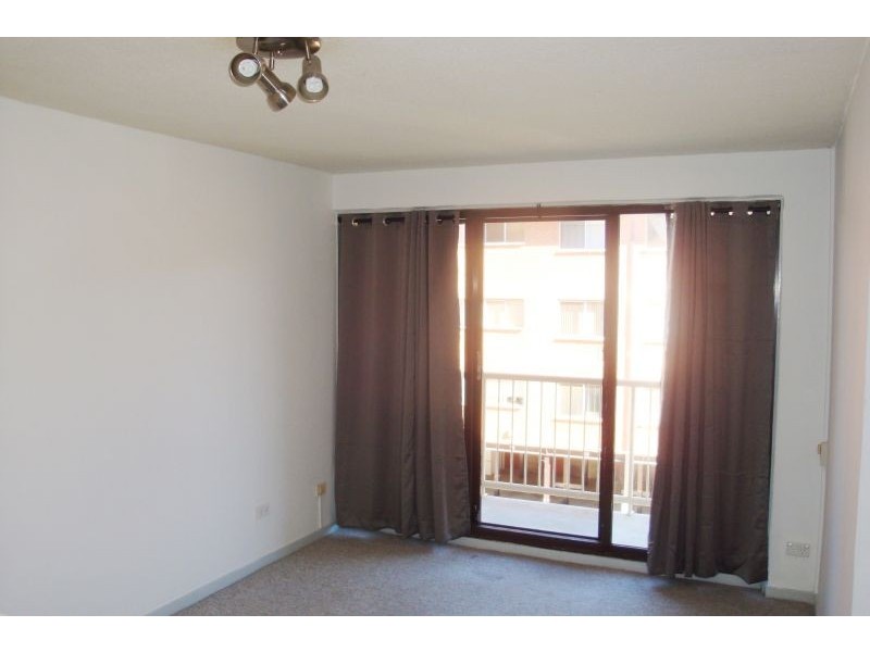 19/5 Crest Road, Queanbeyan NSW 2620