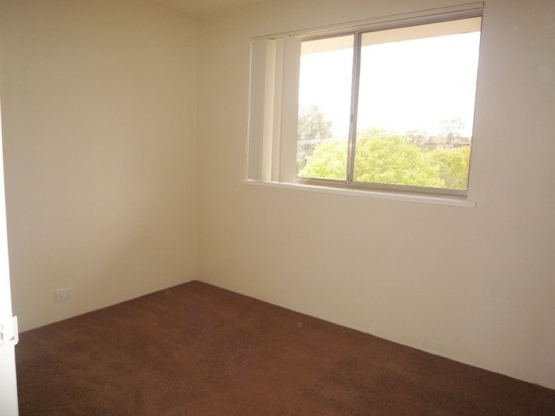 5/11-13 McKeahnie Street, Queanbeyan NSW 2620