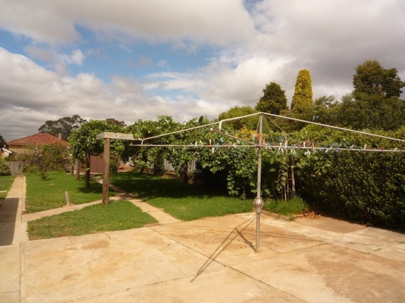 28 Fredrick Street, Queanbeyan NSW 2620