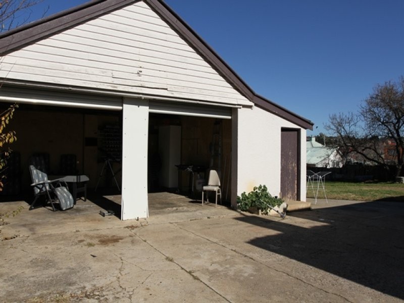 5 Isabella Street, Queanbeyan NSW 2620