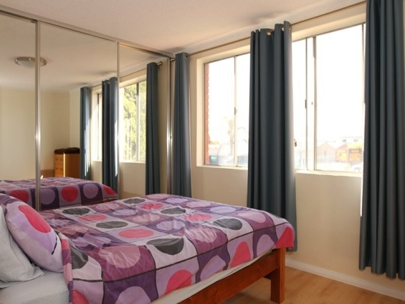 5/34 Uriarra Road, Queanbeyan NSW 2620