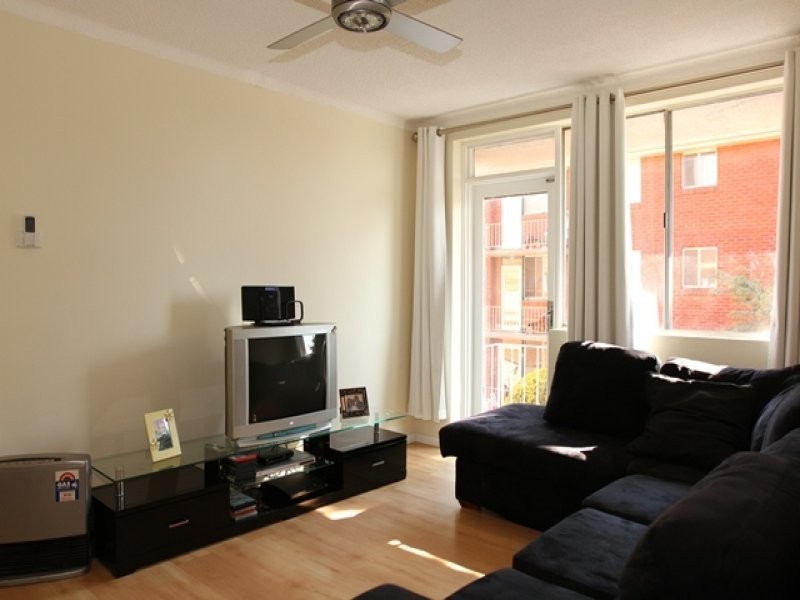 5/34 Uriarra Road, Queanbeyan NSW 2620