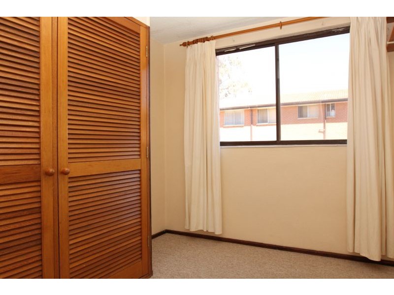 19/5 Crest Road, Queanbeyan NSW 2620