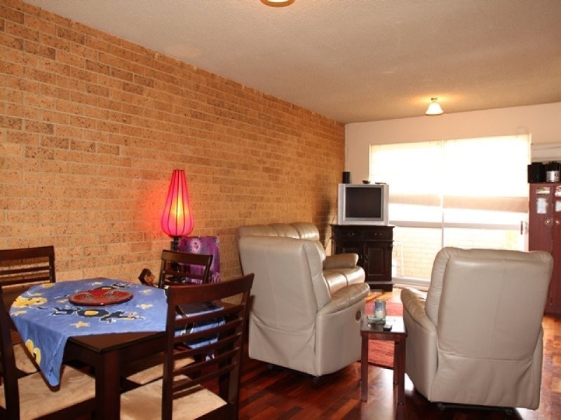 14/30 Trinculo Pl, Queanbeyan NSW 2620