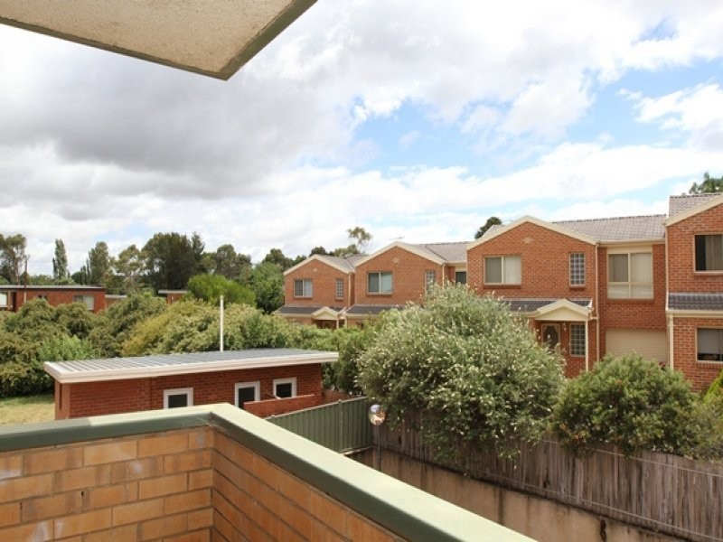 14/30 Trinculo Pl, Queanbeyan NSW 2620